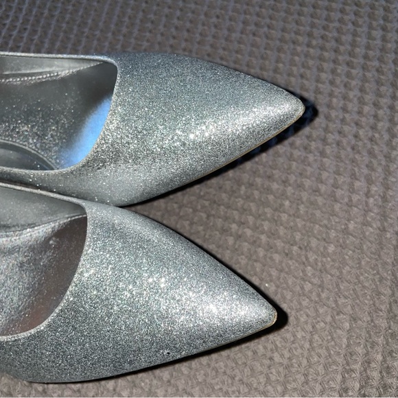Michael Michael Kors Kitten Pump heel Silver Glitter - Picture 3 of 9